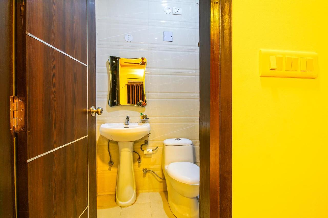 Fabexpress Tp Suite Near Igi Airport Nueva Delhi Exterior foto