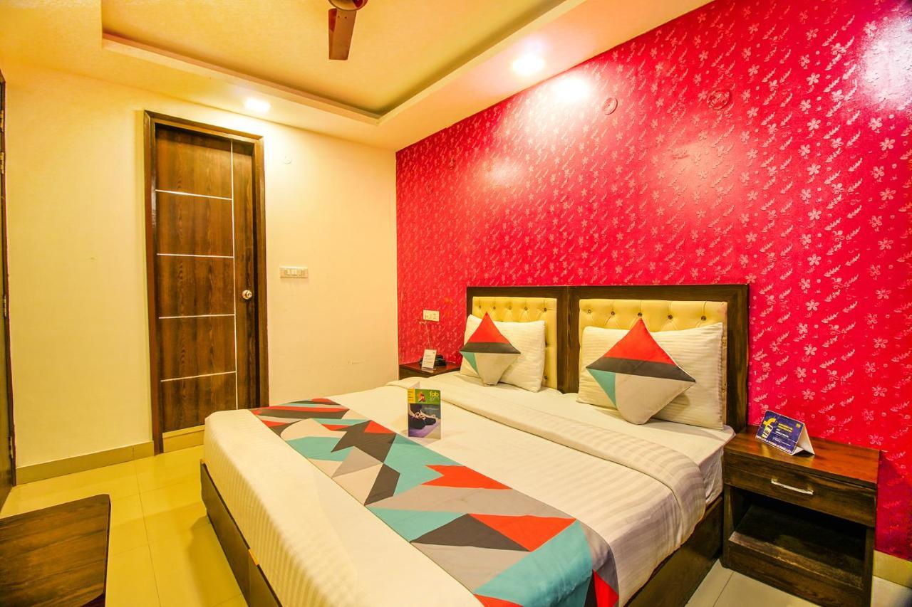 Fabexpress Tp Suite Near Igi Airport Nueva Delhi Exterior foto
