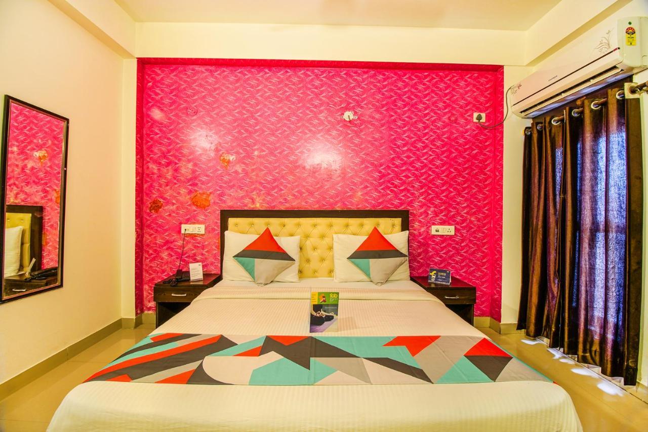 Fabexpress Tp Suite Near Igi Airport Nueva Delhi Exterior foto