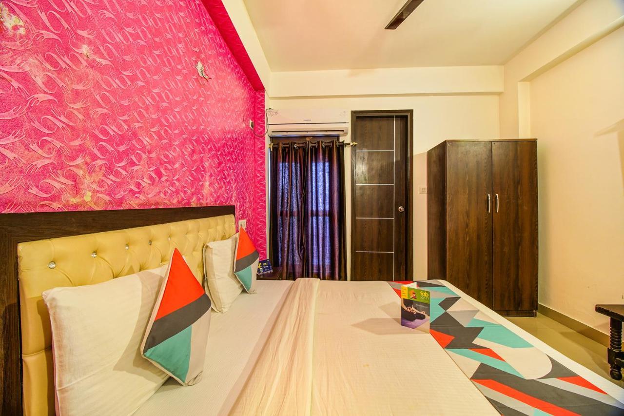 Fabexpress Tp Suite Near Igi Airport Nueva Delhi Exterior foto